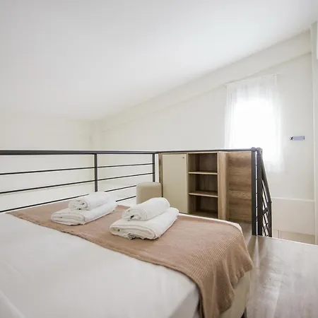 Armonia Apartment Ofrinion