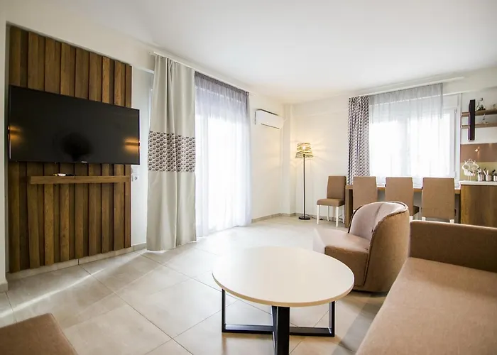 Armonia 公寓 Ofrínion